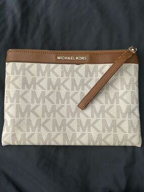 Michael Kors Beige & Brown Logo Toiletry Pouch